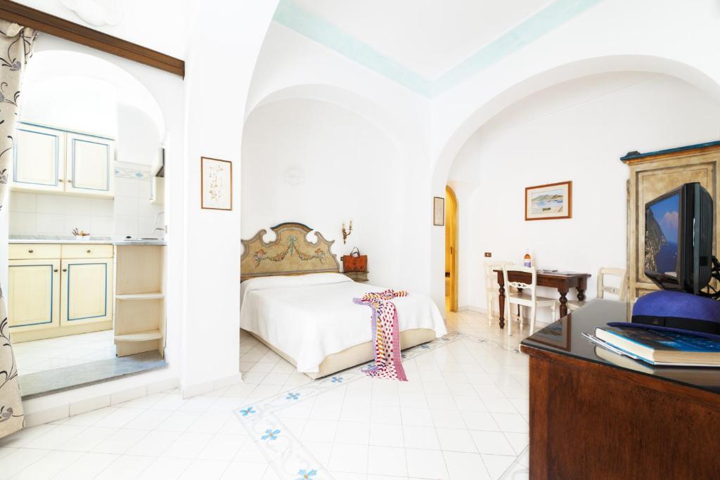 Villa Flavio Gioia - Estudio
