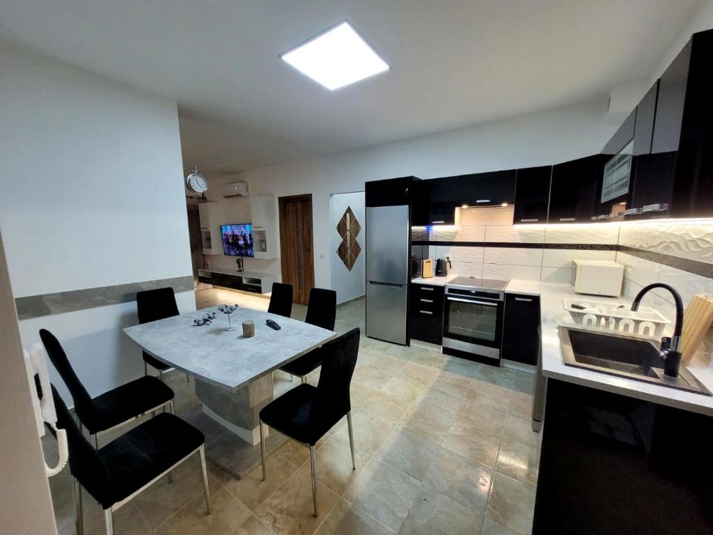 Apartament Paradise - Imazhi 4