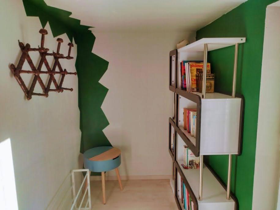 Kuchyň nebo kuchyňský kout v ubytování LE VERT NOMADE