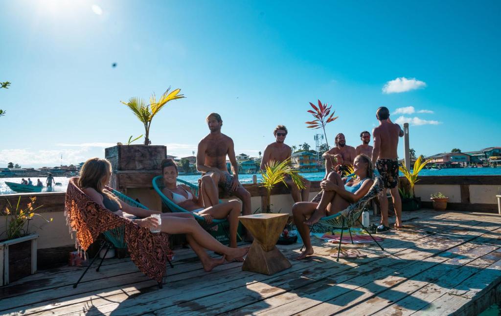 Tetamu yang menginap di Aqua Lounge