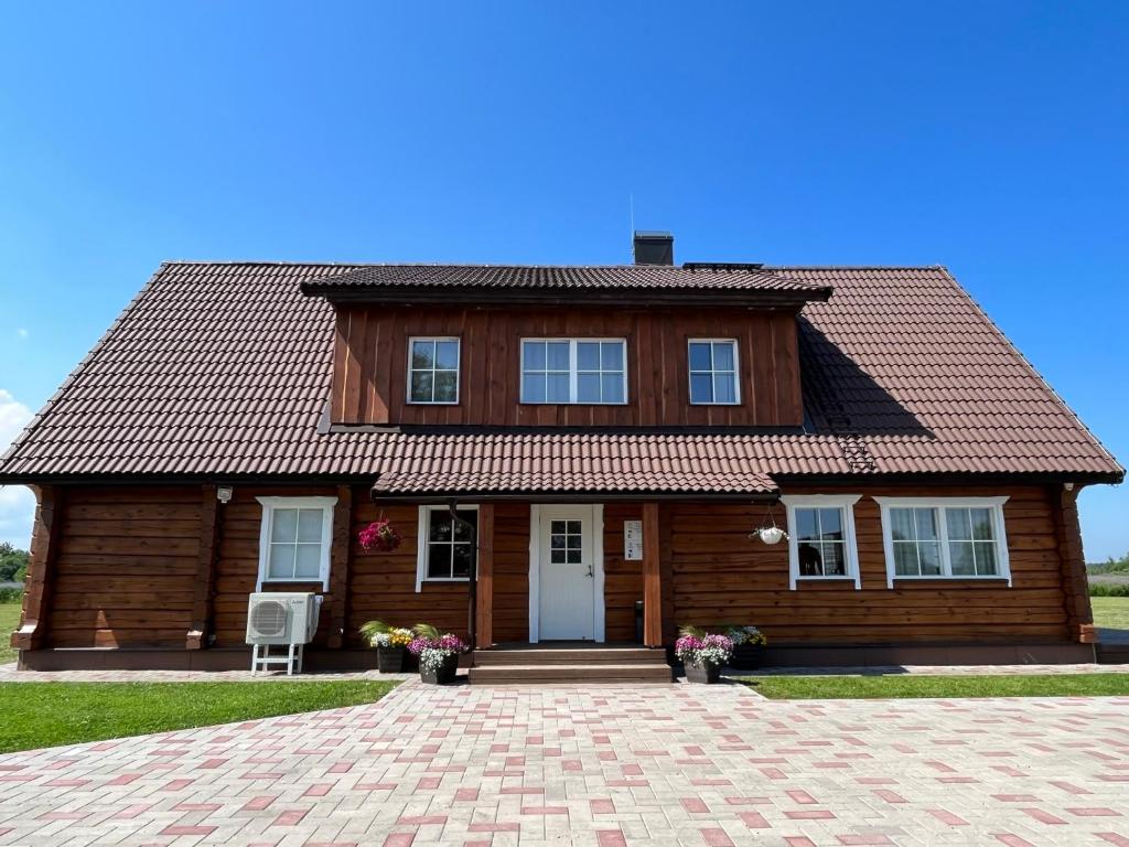 Budova, kde se prázdninový dům nachází