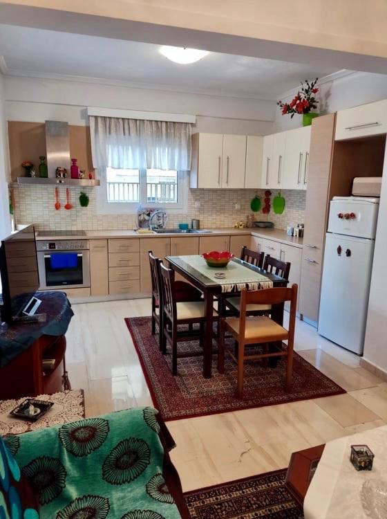 Kép Marys House , Lovely 2-bedroom Apartment szállásáról Szalonikiben a galériában