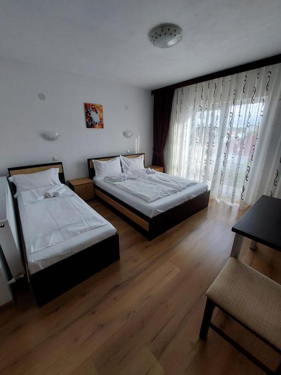 Pensiunea Daiana Residence - Triple Habitación Con Balcón