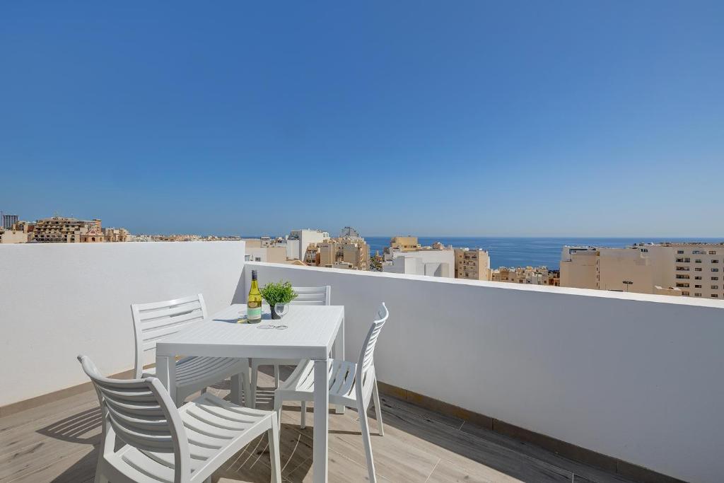 Sliema Creek Suites - Apartment With Sea View