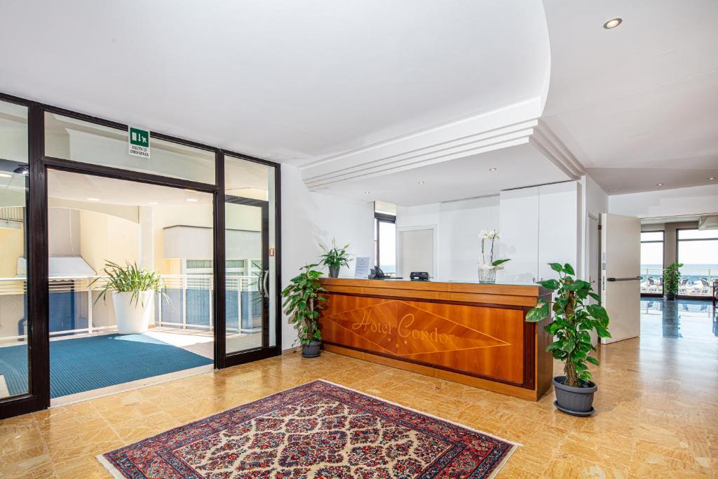 Vstupní hala nebo recepce v ubytování Hotel Condor