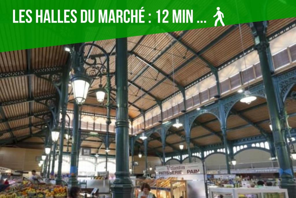 Fotografia z galérie ubytovania LOC TROTTEUR LE PIVOINE Studio Grand confort, Gare SNCF de Lourdes v Lurdách