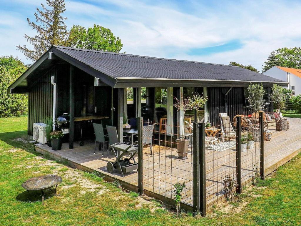 Zahrada ubytování 5 person holiday home in Hals