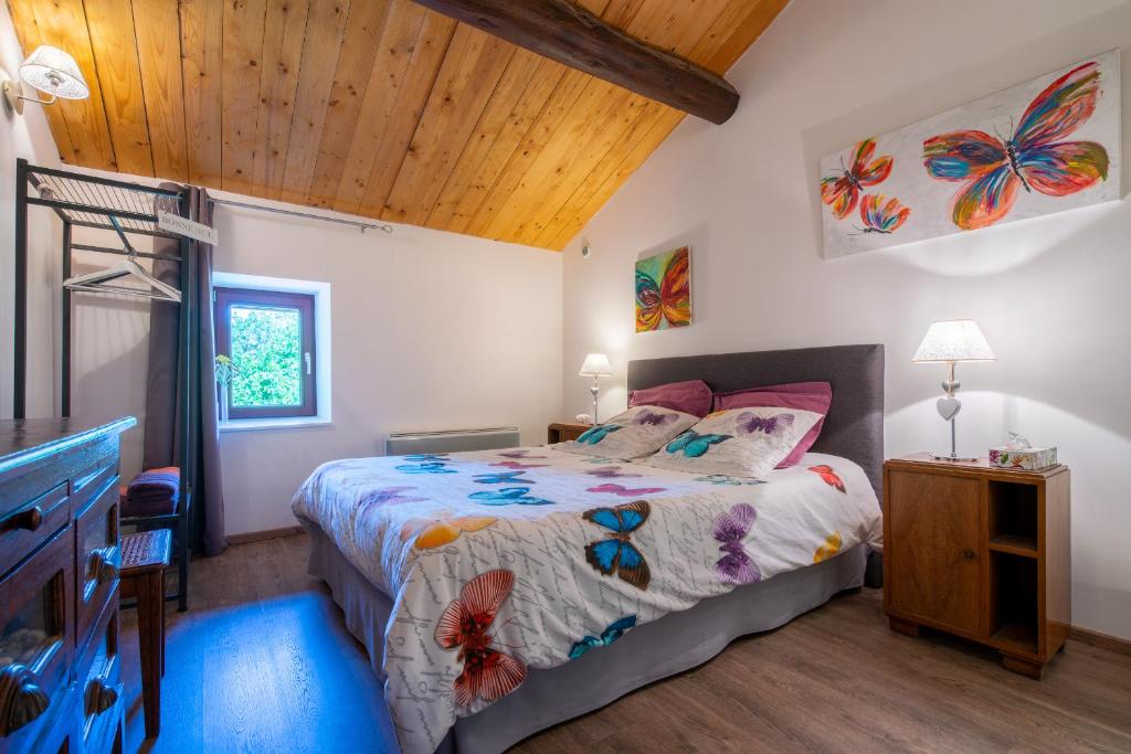 Postel nebo postele na pokoji v ubytování LE VIEUX NAYEU