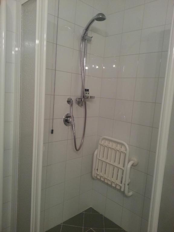 Albergo Della Roccia - Sala De Doble O Gemela Económica