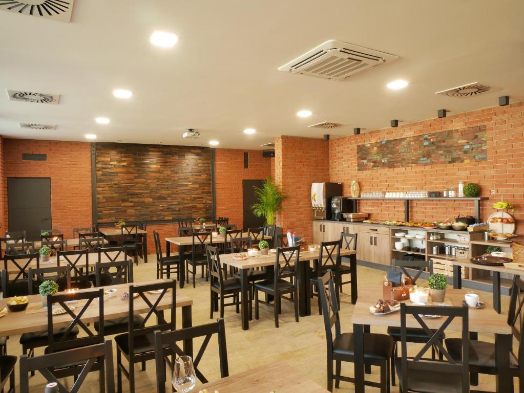 Restaurace v ubytování DELUXE Rožnov