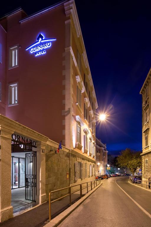 Cornaro Hotel - Resim 37
