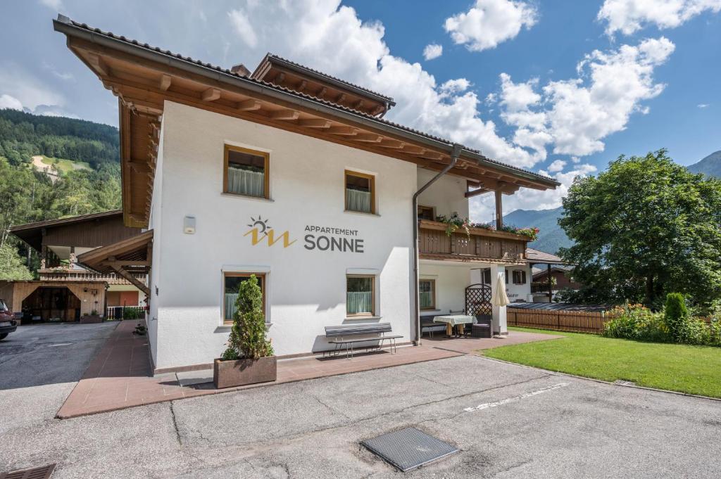 Nespecifikovaný výhled na hory nebo výhled na hory při pohledu z apartmánu