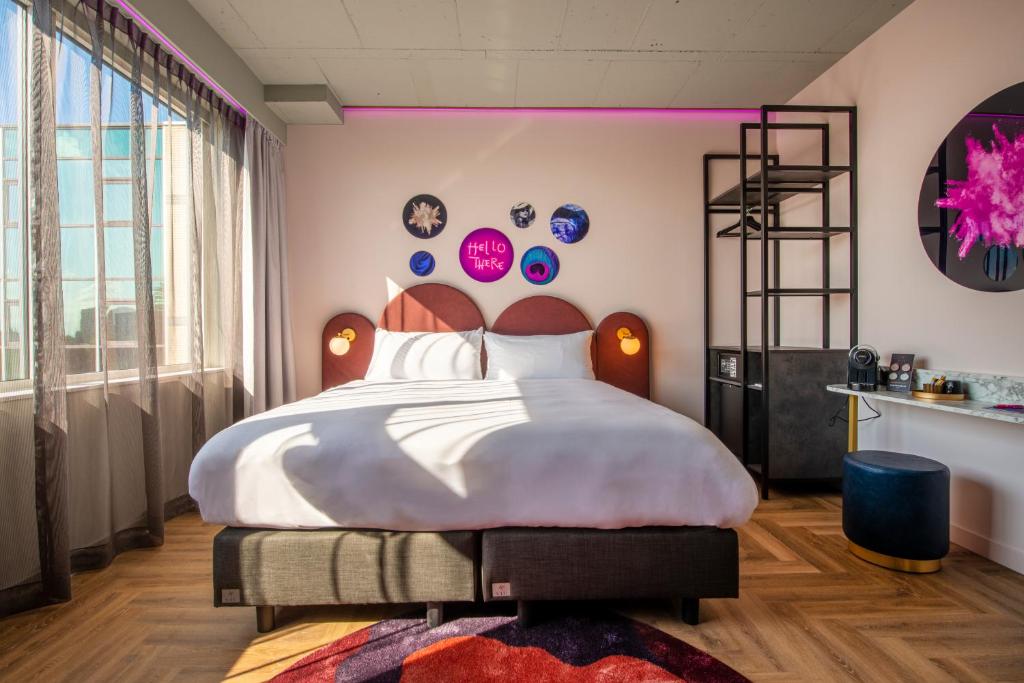 Postel nebo postele na pokoji v ubytování Hotel VIC