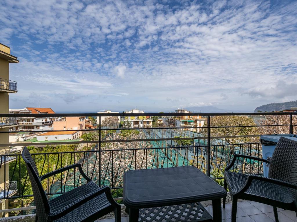 Balkon lub taras w obiekcie YourHome - Corso Italia Apt in Sorrento