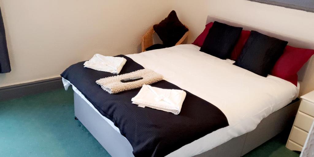 
Deluxe Double Room with Shower
