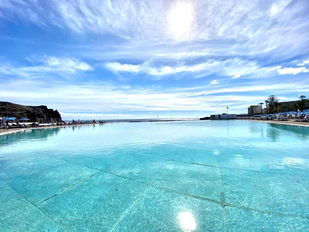 Apartamento FreeWifi,vistajardin,piscina agua salada en Costa del Silencio