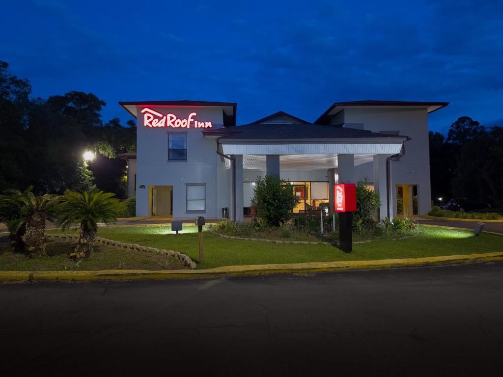 Red Roof Inn Tallahassee East photo