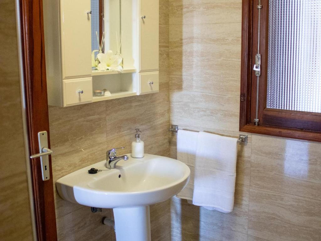 Kúpeľňa v ubytovaní Puesta de Sol Rentals 2BJ