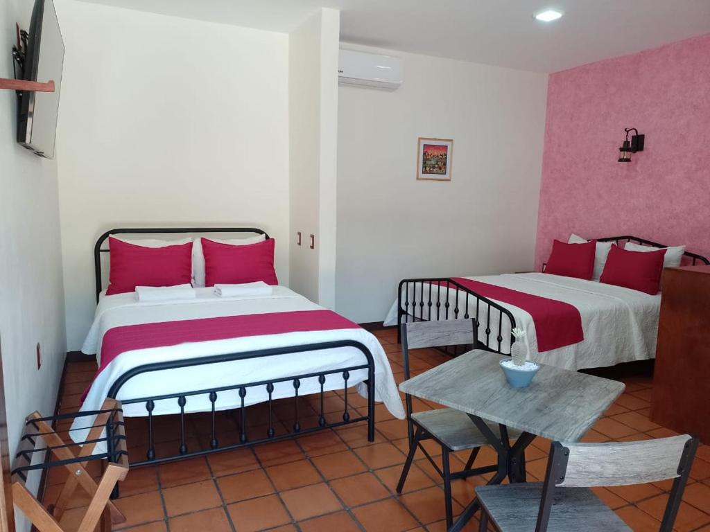 Casa de las flores Hotel Boutique - 舒适四倍房间