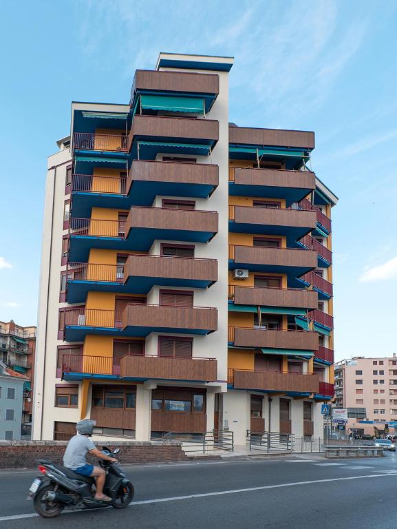 Budova, v ktorej sa apartmán nachádza