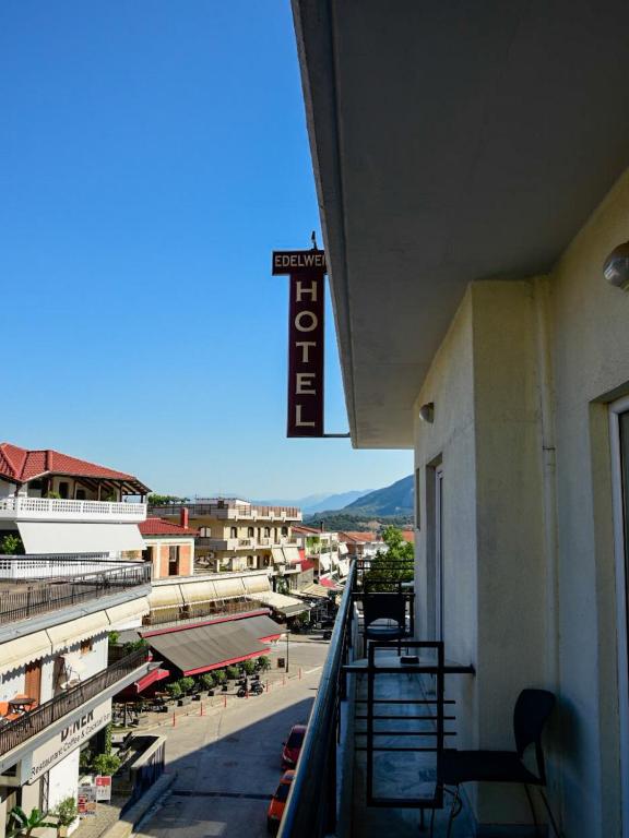 Hotel Edelweiss - 10