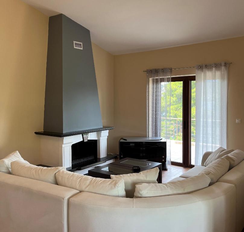 Villa Sea Breezes - Housity