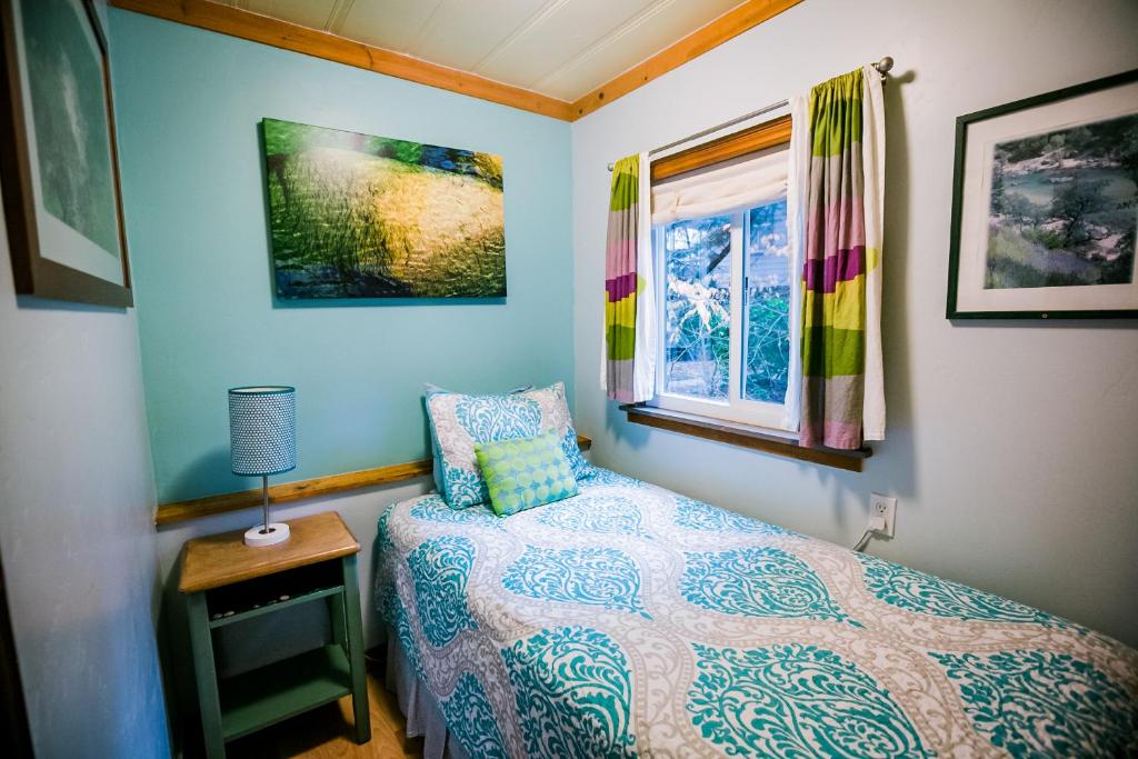 Outside Inn - Double Or Twin Room With Extra Bed