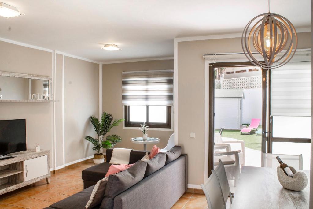 Villas Villa Sol y Paz, espacioso jardín y aparcamiento en Corralejo, Fuerteventura