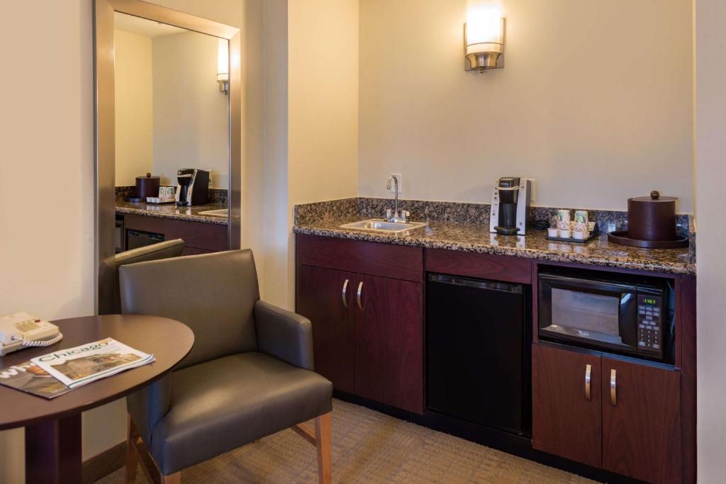 Sonesta Chicago O'Hare Airport Rosemont photo