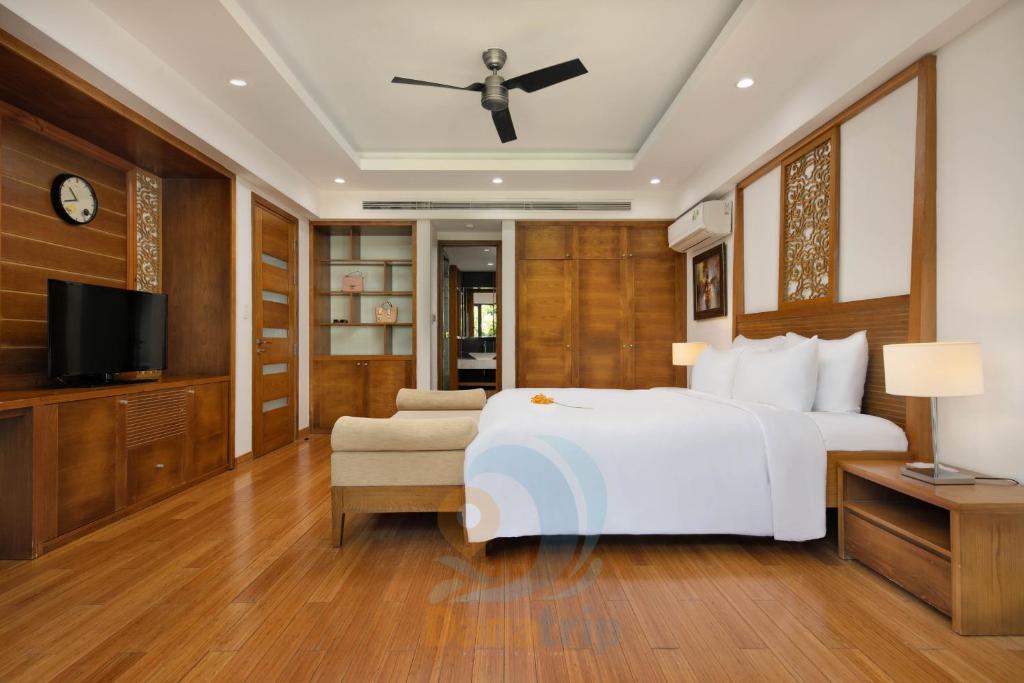 Biệt thự Deluxe 4 Phòng ngủ có Hồ bơi Riêng