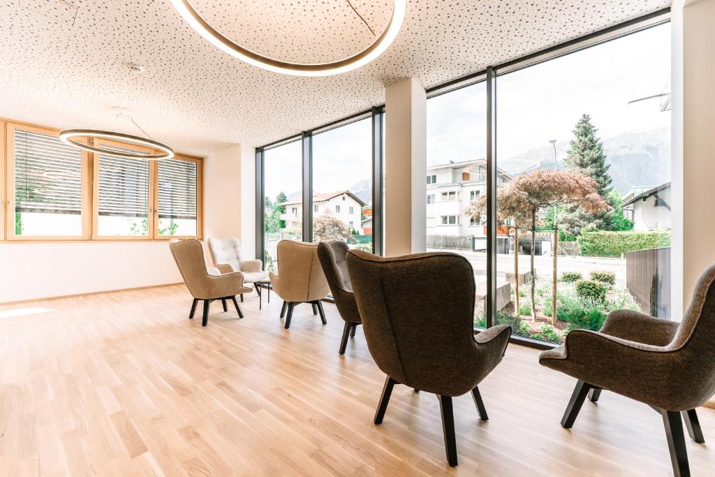 LOOMZ living Self-check-in - Resim 14