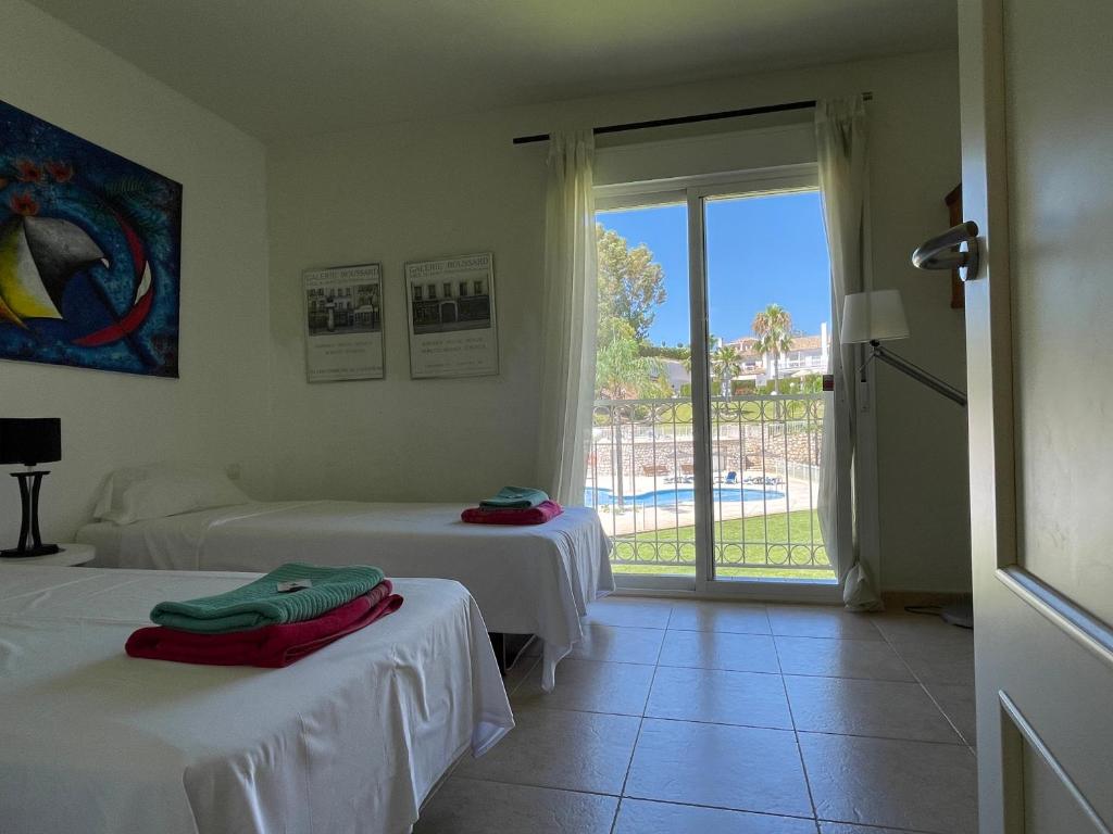 Villa Bonita - Calm DUPLEX TOWNHOUSE in Mijas Costa with sea ...