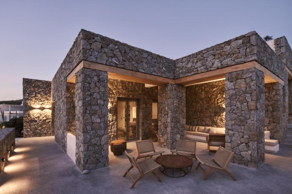 Area tempat duduk di Archipelagos All Suites
