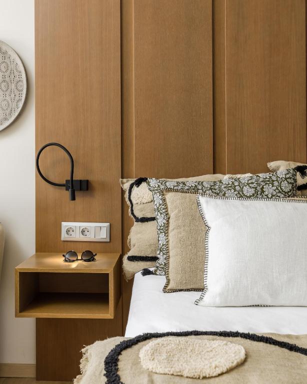 Salvia Areopolis All Suite Hotel - 17