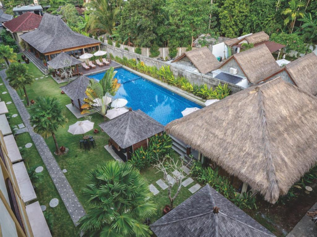 Bazén v ubytování Sima Hotel Kuta Lombok nebo v jeho okolí