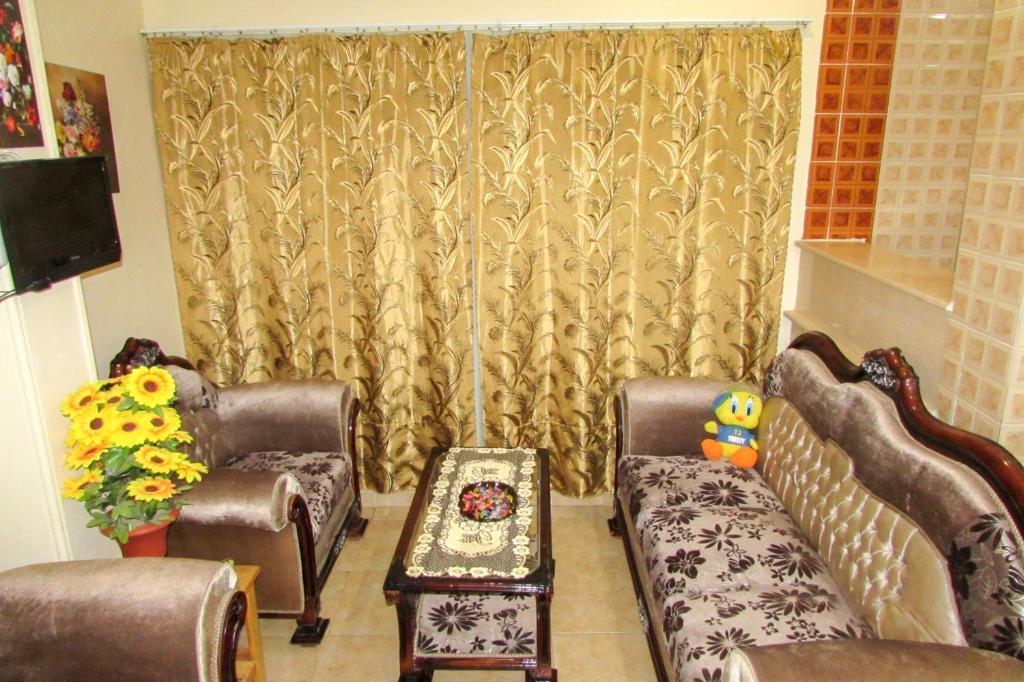 Seating area sa Apartments Casablanca near the sea RedSeaLine