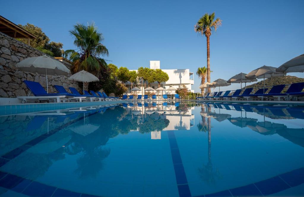 Bazén v ubytování Kas Marin Hotel nebo v jeho okolí