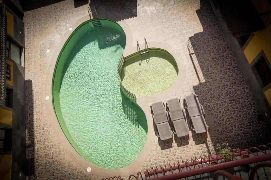 Bazén v ubytovaní Penthouse La Palmita - Tazacorte, La Palma alebo v jeho blízkosti
