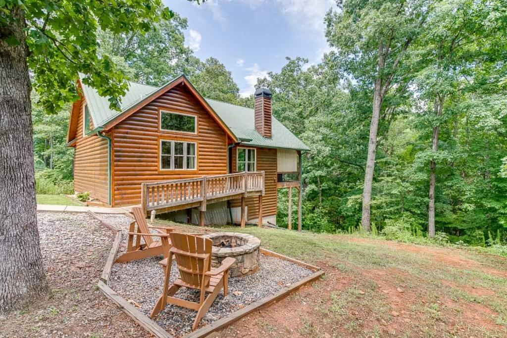 Deluxe Couples Cabin on Creek - Villa D'une Chambre