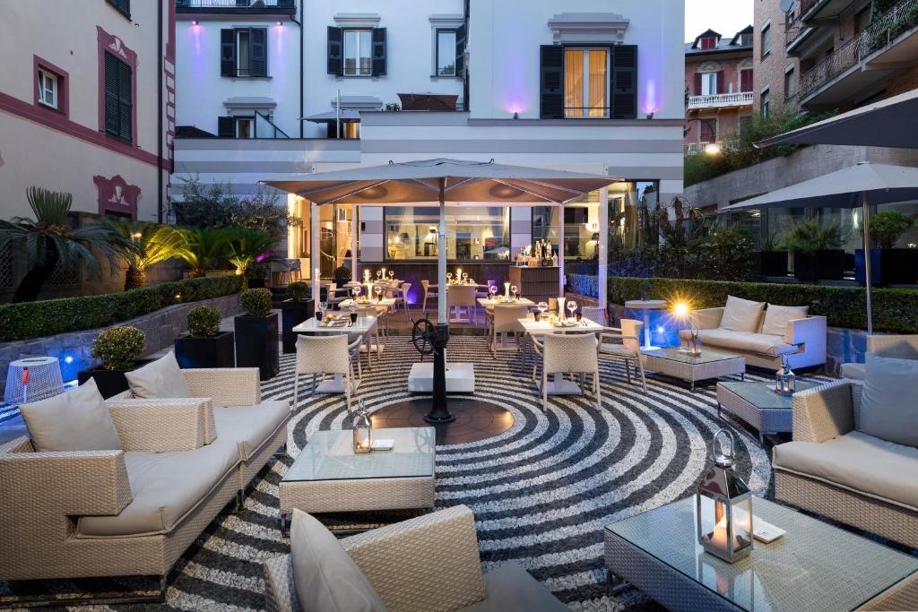 Гостиная зона в LHP Hotel Santa Margherita Palace & SPA