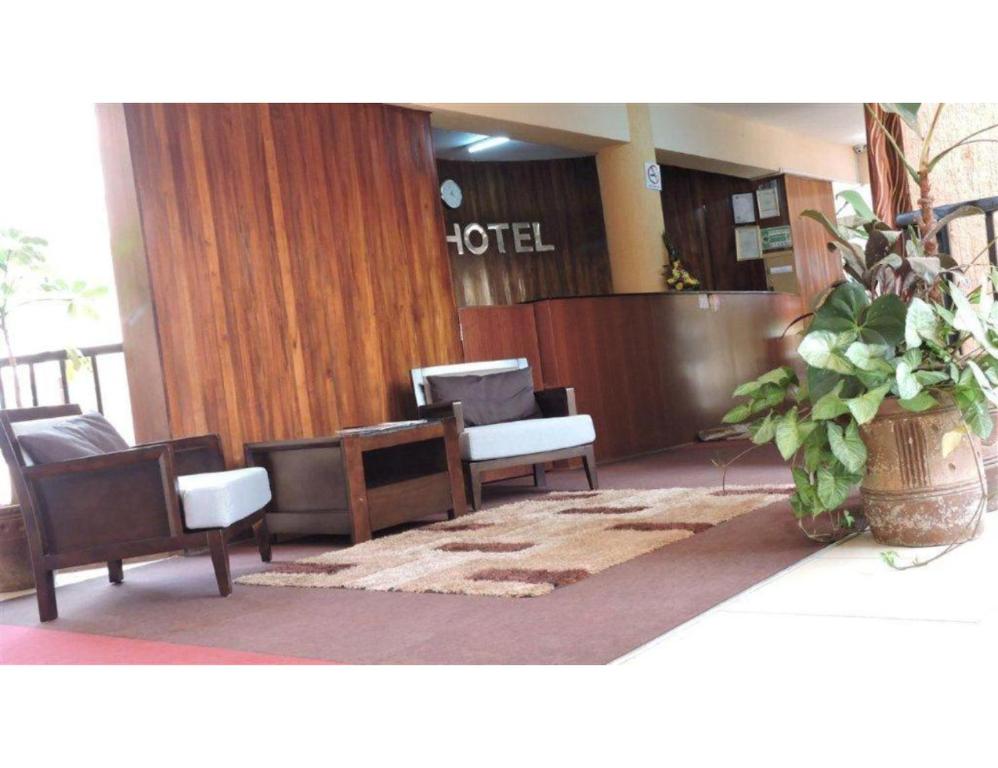 Posezení v ubytování Sky Hotel Nairobi