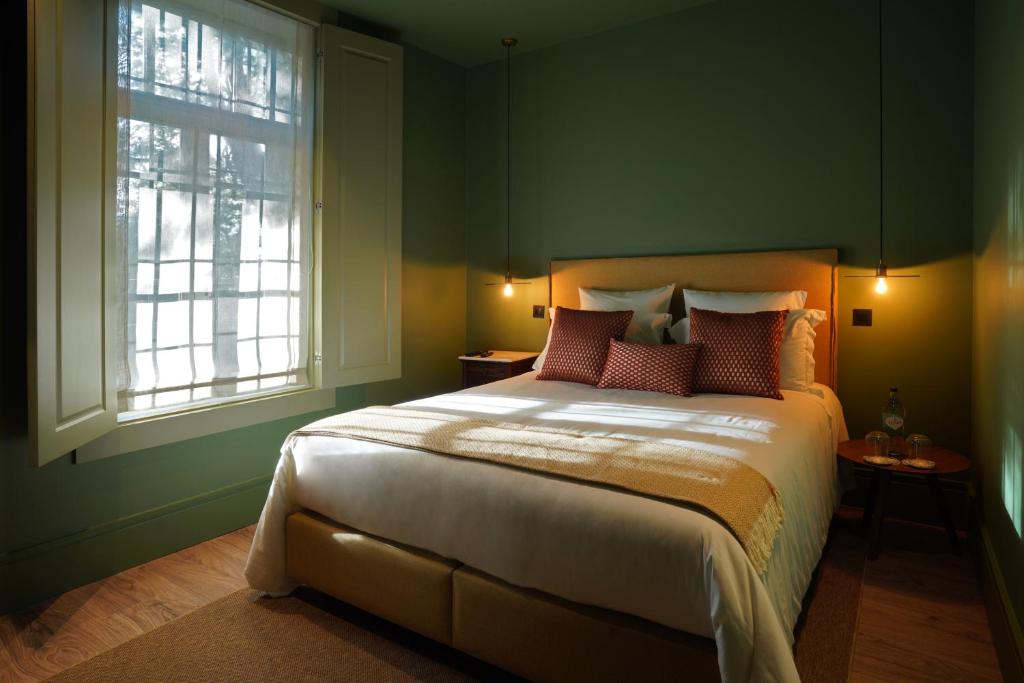 The Grove Houses - 14