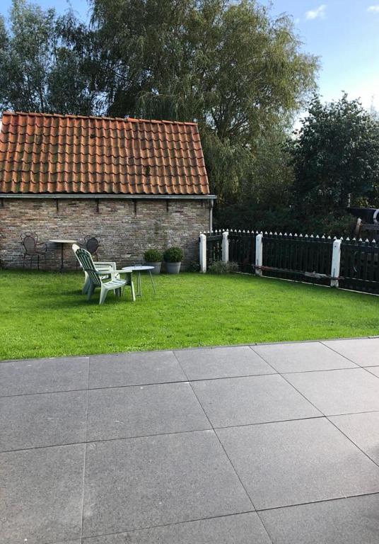 Zahrada ubytování Vakantiehuis uus Klinte Hindeloopen