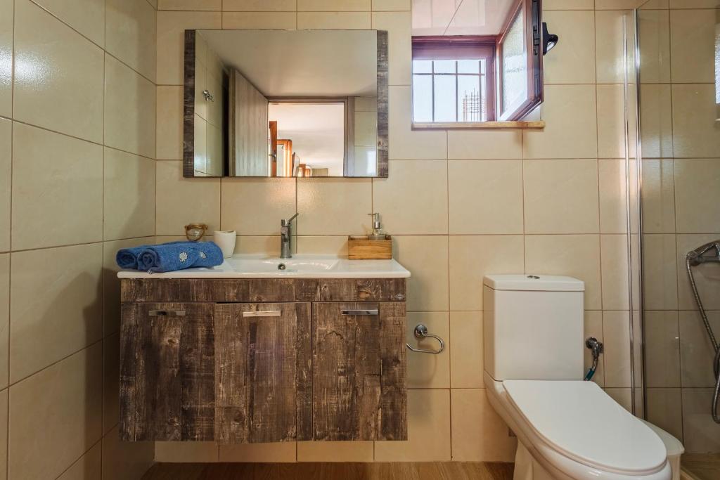 Koupelna v ubytování Mani Summer Escape - Spacious Home, Fully equipped