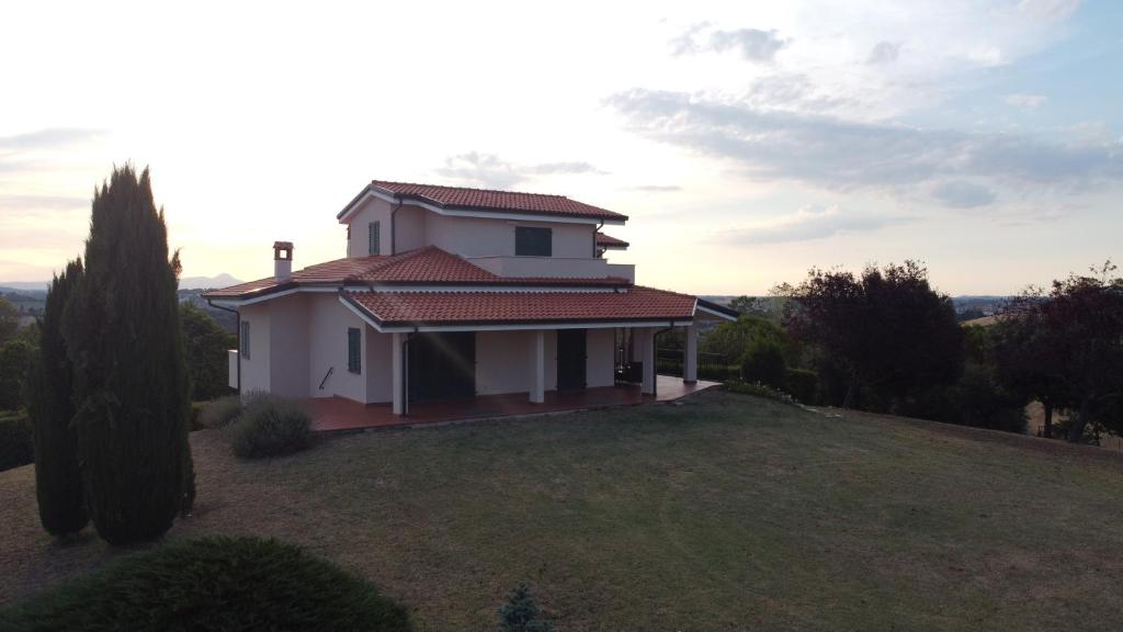 Budynek, w którym mieści się apartament
