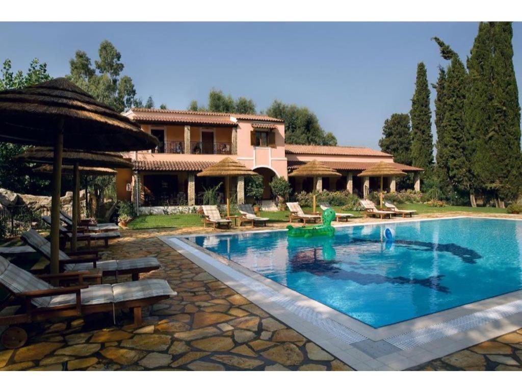 Swimming pool sa o malapit sa Corfu Club Executive Suite