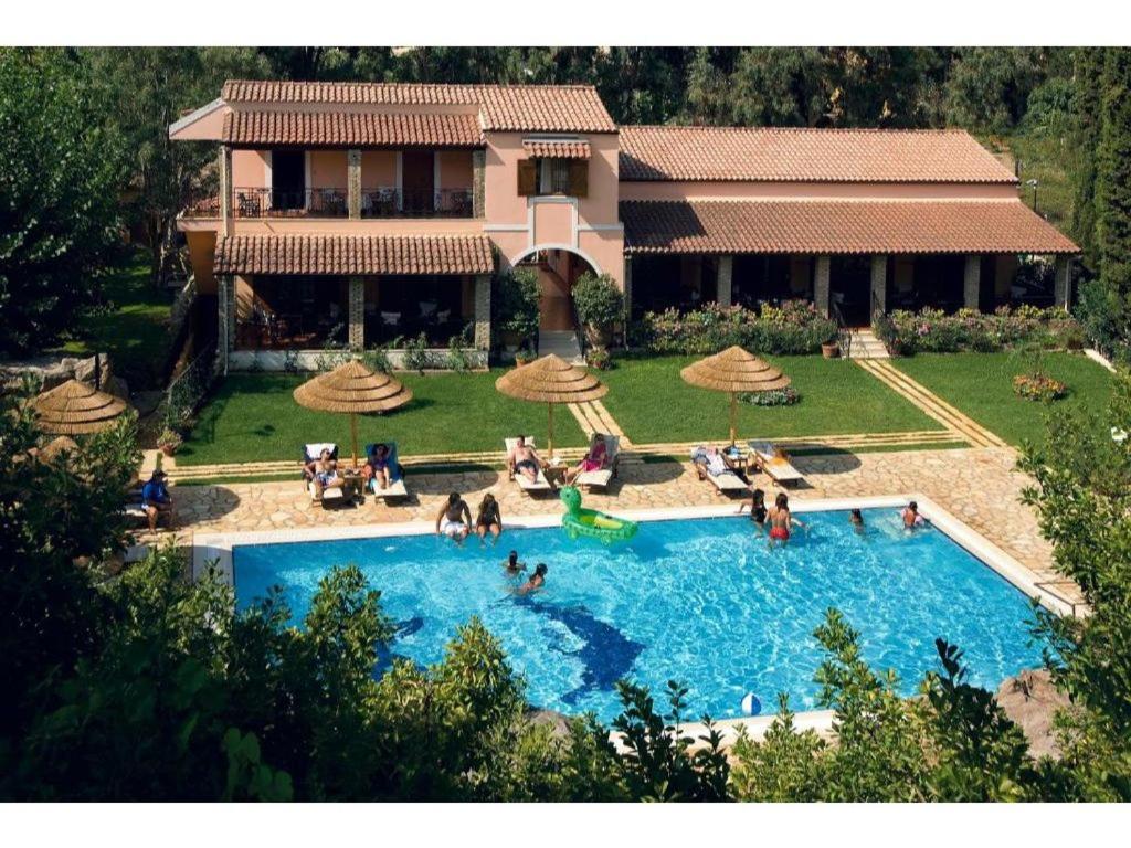 Fotografie z fotogalerie ubytování Corfu Club Family Suite v destinaci Danilia