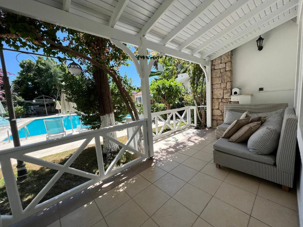 Moonshine Hotel & Suites - Villa De Tres Habitaciones (6 Adultos)