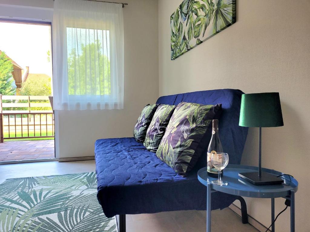 A seating area at Silver Lodge Vendégház Egerszalók