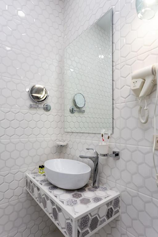 Koupelna v ubytování Betlemi Hotel